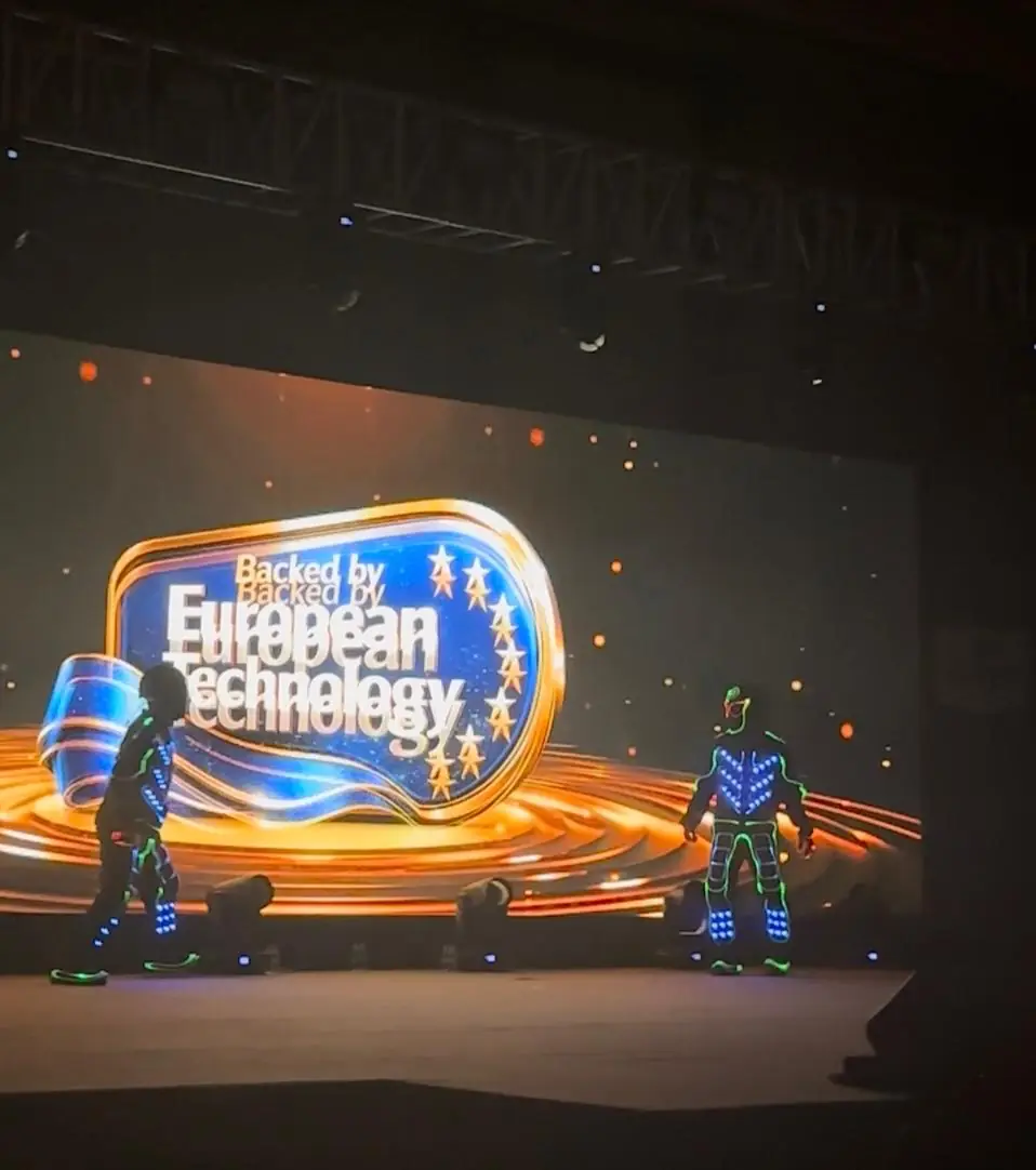 Product reveal set with LED backdrop
